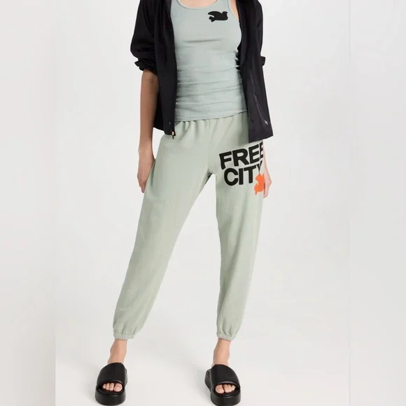 freecity Women's Light Green Joggers sweatpants L - Picture 4 of 9